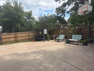 1208 Daffodil Lane, Longview, Teksas 75604, Amerika Birleşik Devletleri