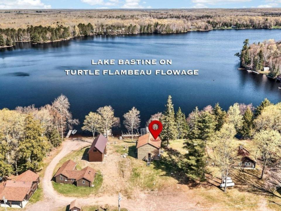6520W Flambeau Dam Rd Unit #7, Mercer, Wisconsin 54547, Estados Unidos