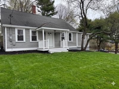 98 Elm St, Blackstone, Massachusetts 01504, USA