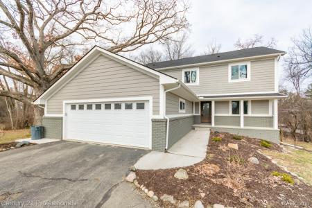 4080 Fairlane Drive, BloomfieldHills, Michigan 48301, États-Unis