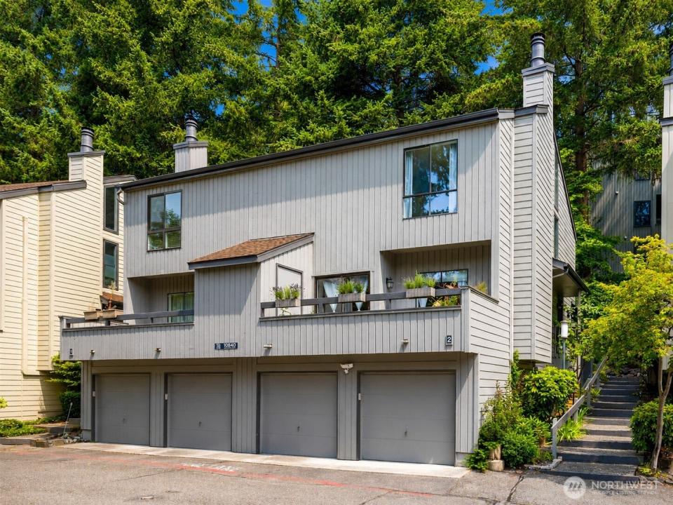 10840 NE 35th Place #2, Bellevue, واشنطن 98004, الولايات المتحدة