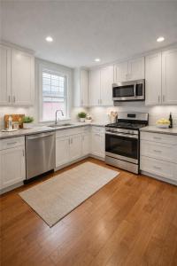 426 Benefit Street #2, Providence, RI 02903, USA