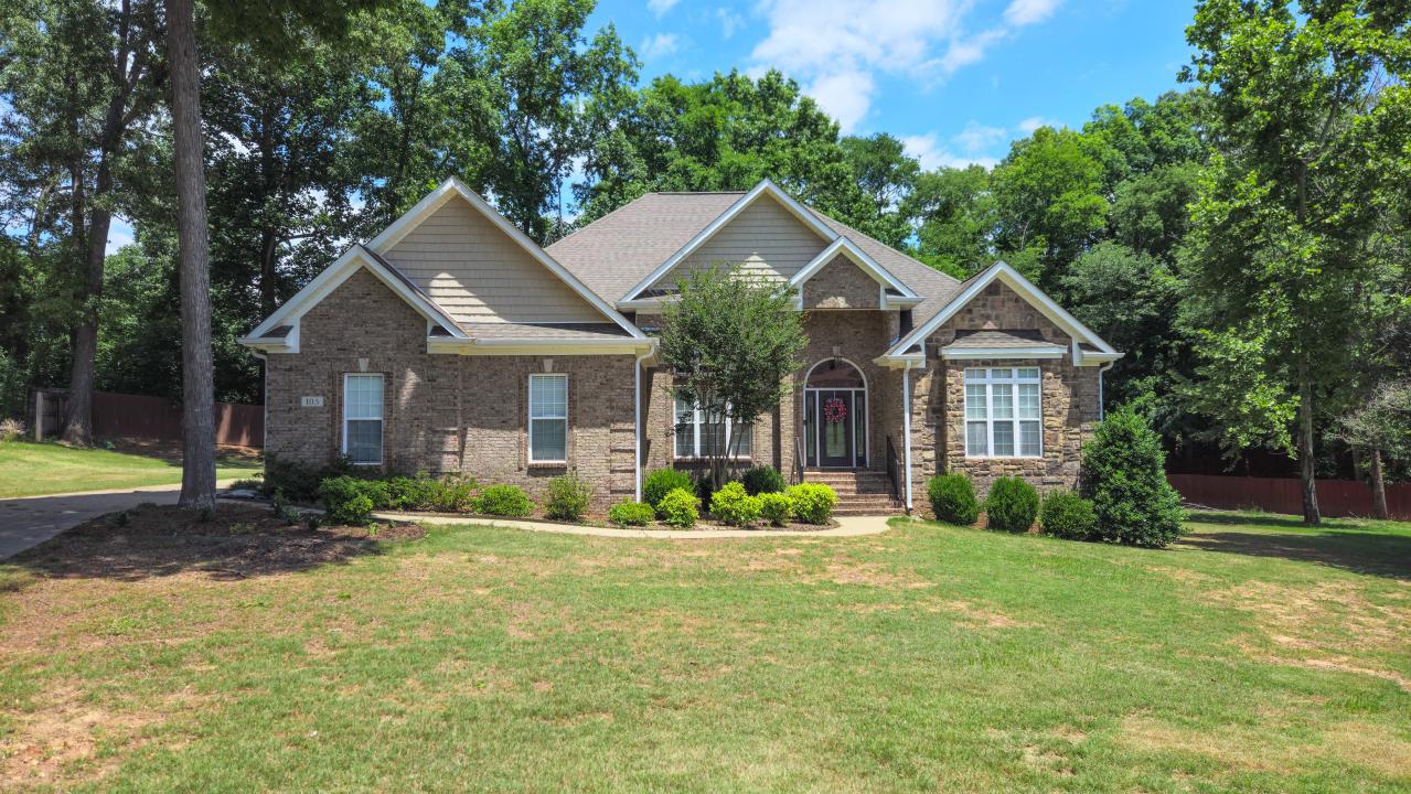 105 Karissa Pointe, Huntsville, Alabama 35811, États-Unis