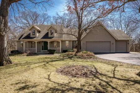 261 W Red Tail Lane, Oregon, Illinois 61061, USA