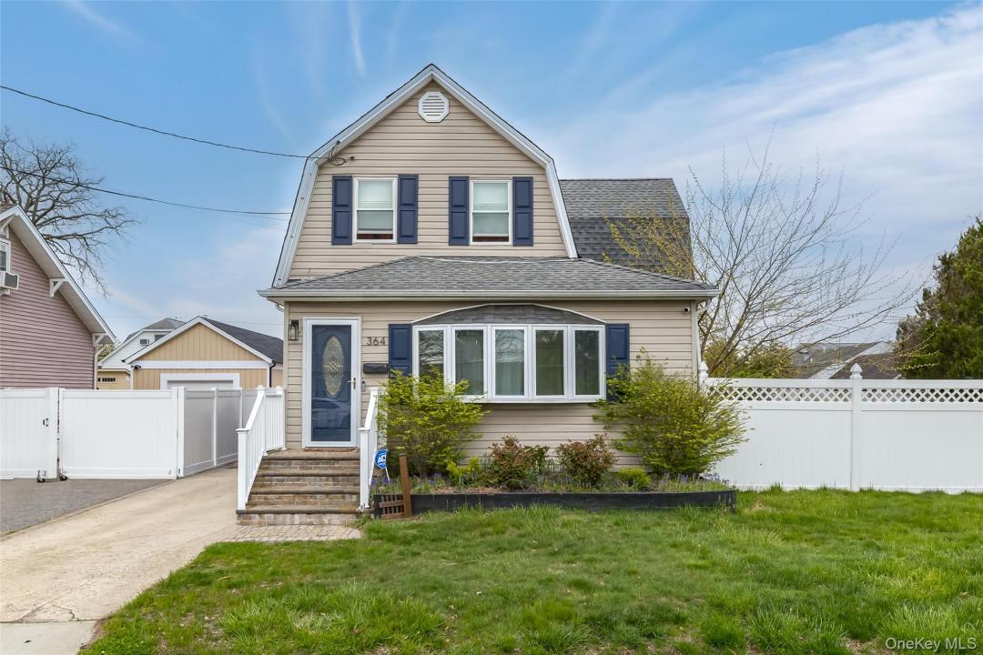 364 S Broadway, Lindenhurst, ניו יורק 11757, ארצות הברית של אמריקה