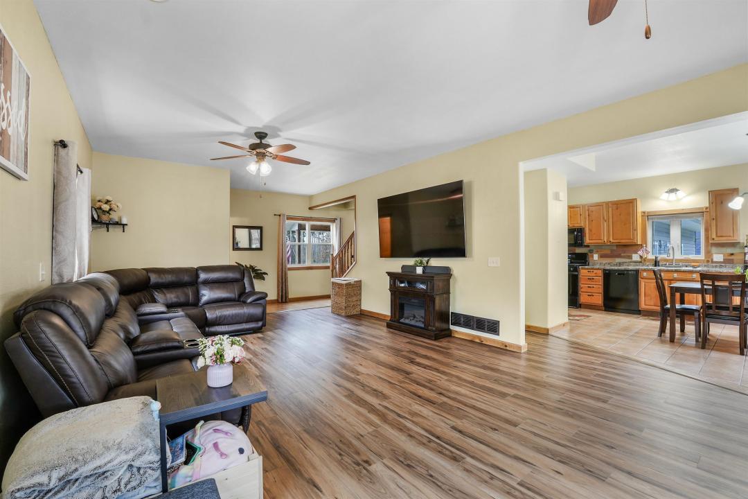 E10282 Greimel Road, Baraboo, Wisconsin 53913, Estados Unidos