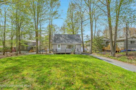 1217 Arrowhead Drive, Pocono Lake, Pennsylvania 18347, USA
