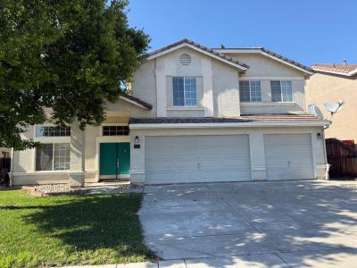 862 Sandra Street, Los Banos, California 93635, USA