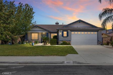 1537 Park Meadows, San Jacinto, California 92582, USA