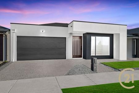 27 Cranberry Crescent, Thornhill Park, VIC 3335, Australia