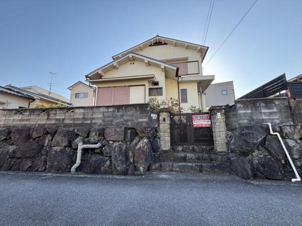 春日丘1丁目7-3, 生駒郡平群町春日丘1丁目7-3, 生駒郡平群町, Nara 636-0915, Japón