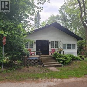 19 HASTINGS AVENUE, Tiny, 安大略省 L0L 1P0, 加拿大