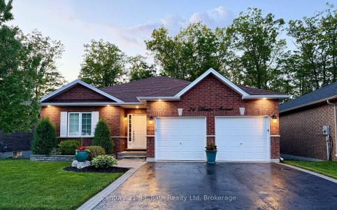 24 HUNTER AVENUE, Tay, Ontario L0K 2A0, Canadá