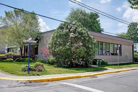 64-66  Rue St-Viateur, Rigaud, Quebec J0P 1P0, Kanada