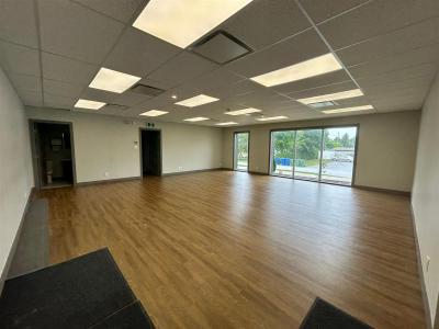 2  Rue Adhémar-Cusson, Bedford - Ville, Quebec J0J 1A0, Canada
