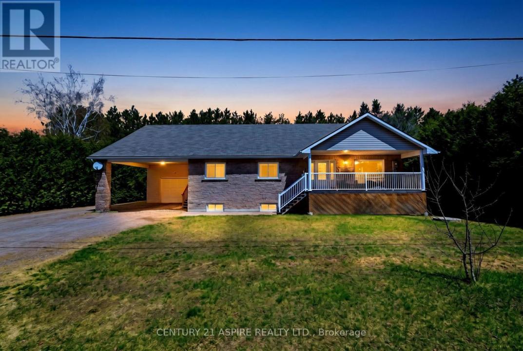 84 PINEWOOD PLACE, Deep River, Ontario K0J 1P0, Canada