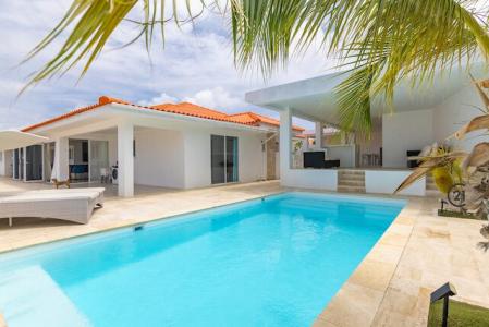 Cas Grandi Spacious Villa With Pool And 2 Apartments, Cas Grandi, Willemstad East, Curaçao