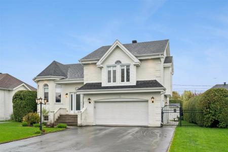 12465  Boul. Dansereau, Saint-Hyacinthe, Québec J2R 1R6, Canada