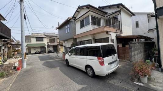 西野楳本町, 京都市山科区, 京都县 607-8358, 日本