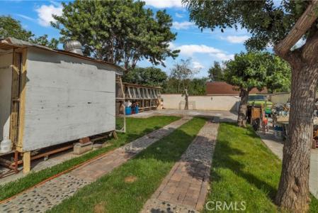 302 S Covina Blvd, La Puente, California 91746, Stati Uniti