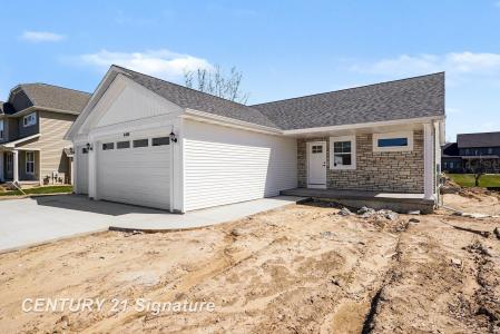 4466 E Lakecress, Saginaw, Michigan 48603
