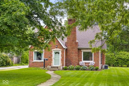 2645 Washington Street, Columbus, Indiana 47201, USA