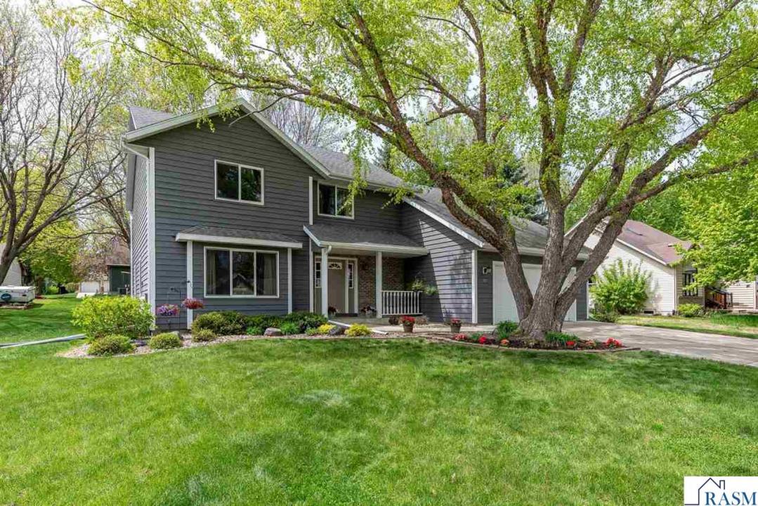 305 Chancery Lane, Mankato, Minnesota 56001, USA