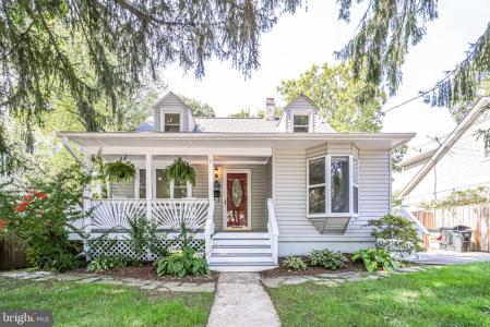 4038 Maple Street, Fairfax, Virginia 22030, USA