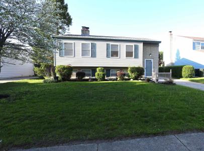 13187 Churchill, Sterling Heights, Michigan 48313, USA