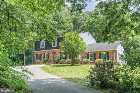 6401 Wolf Run Hunt Court, Fairfax Station, Virginie 22039, États-Unis