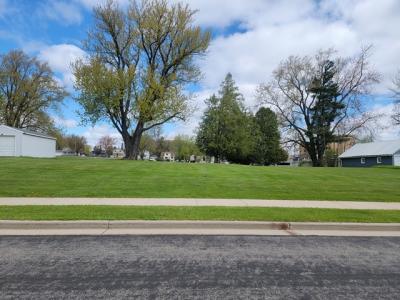 813 & 815 Western St, Marshfield, Wisconsin 54449, USA