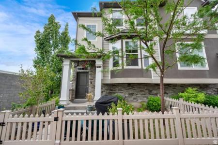 1414 S 800 W #D 4-5, Woods Cross, Utah 84087, USA