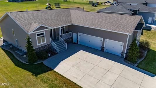 7623 Hawktree Drive, Bismarck, Dakota Du Nord 58503, États-Unis