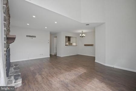 31 Brookside Court, Horsham, Pennsylvania 19044, USA