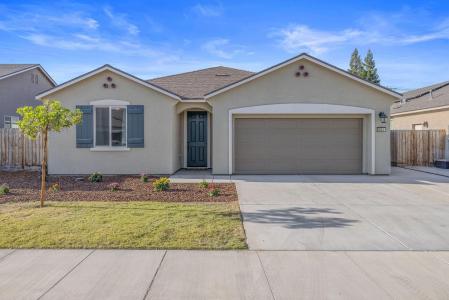 3524 E Harter Court, Visalia, California 93292, USA