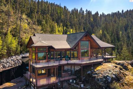 75 Buck Ridge, Sagle, Idaho 83860, USA
