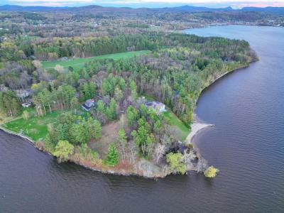 1413 Bluff Road, Newport City, Vermont 05855, États-Unis