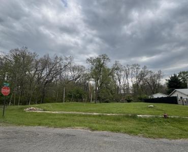 1660 Parkview Drive, Niles, Michigan 49120, USA