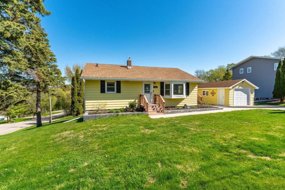 326 W Gustavus Avenue, Fergus Falls, Minnesota 56537, Amerika Birleşik Devletleri