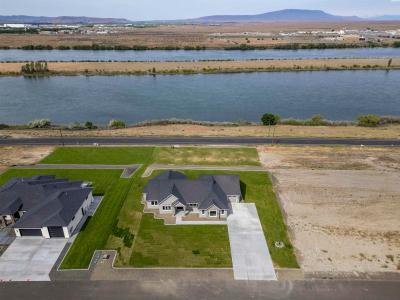 161 Riviera Drive, Pasco, Washington 99301