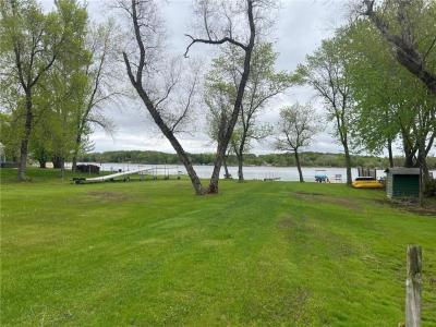 38177 Twin Oaks Drive, Avon, Minnesota 56310, USA