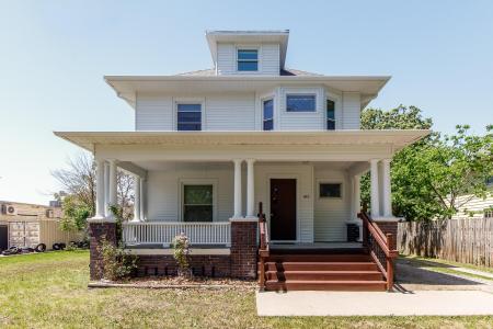 611 Kellogg Avenue, Ames, Iowa 50010, USA