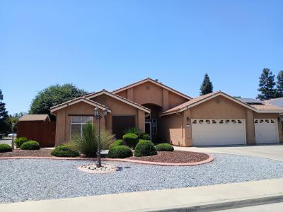 3321 S Stover Street, Visalia, California 93292, USA