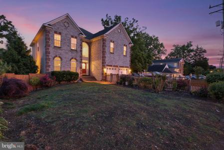 2914 Popkins Lane, Alexandria, Virginia 22306, USA
