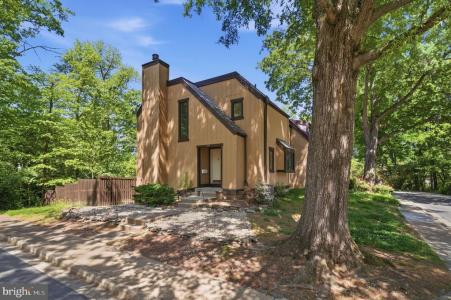 1509 Farsta Court, Reston, Virginia 20190, USA