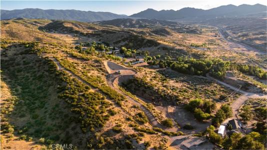 13635 Duxbury Rd, Hesperia, California 92345, USA