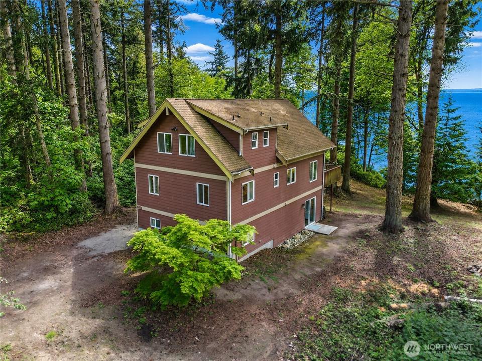 97 B Port Gardner Drive, Hat Island, Washington 98206, USA