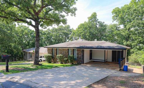 5020 Lynn Lane, North Little Rock, Arkansas 72118