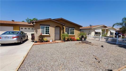 2130 Avenida Estrada, Hemet, California 92545, USA