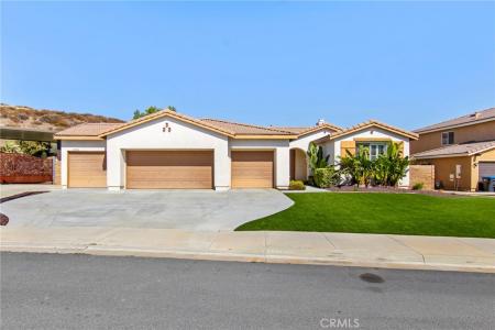 35554 Yellowstone, Winchester, California 92596, Estados Unidos